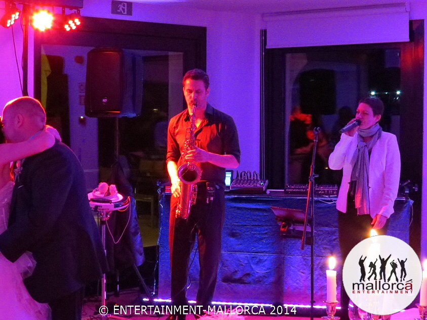 BAND DELUXE / LIVE-BAND & LIVE-DEEJAY