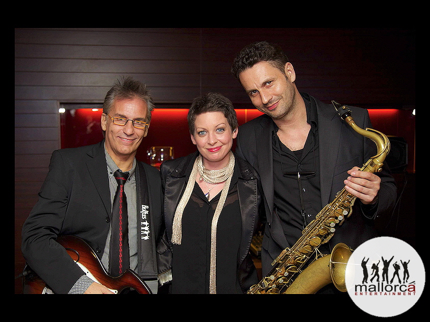 BAND DELUXE / LIVE-BAND & LIVE-DEEJAY