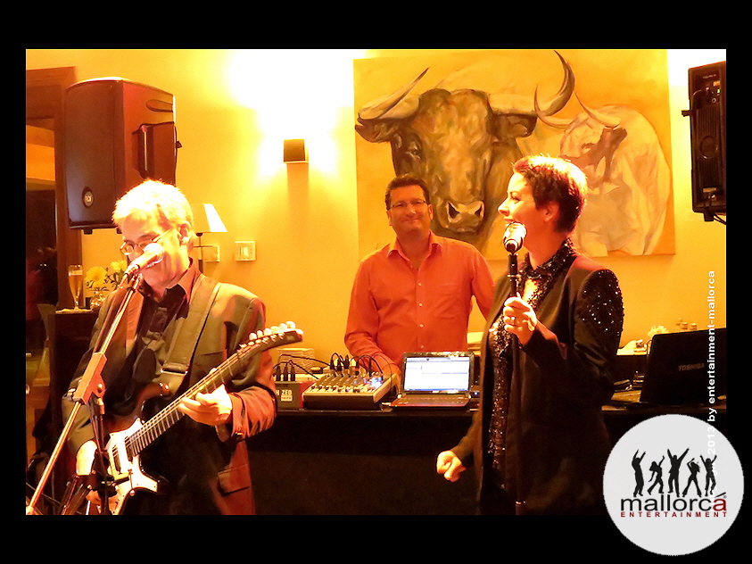 BAND DELUXE / LIVE-BAND & LIVE-DEEJAY