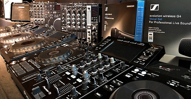 Eventcenter Mallorca (Llucmajor) Audio, PA, DJ, Instrumente, Backline & Beamer Vermietung